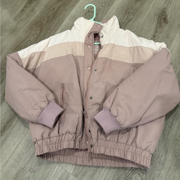 Cute vintage looking coat perfect for winter - Picture 1 of 3